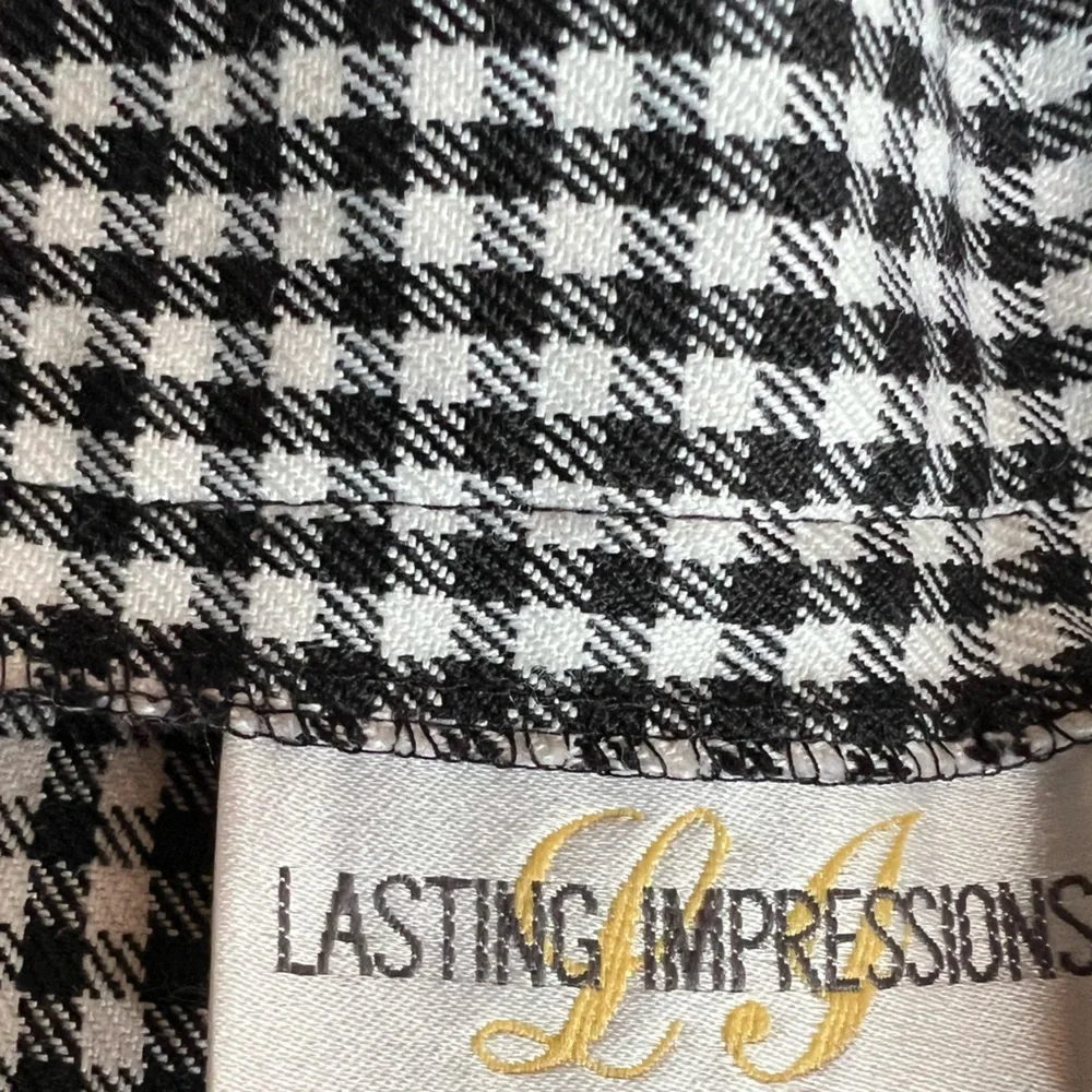 **SOLD** VTG. USA 80’s Black & White Houndstooth/Small Gingham Bermuda Short NWT - Picture 5 of 12